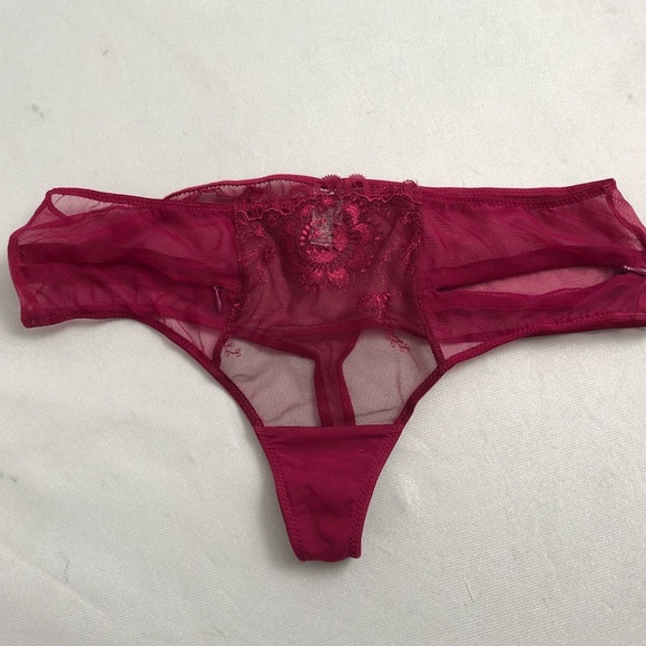 Victoria’s Secret raspberry lace and nylon mesh hiphugger thong panty - Picture 4 of 11